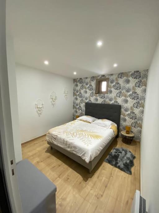 Le Petit Loft Des Halles Μπεζιέ Εξωτερικό φωτογραφία