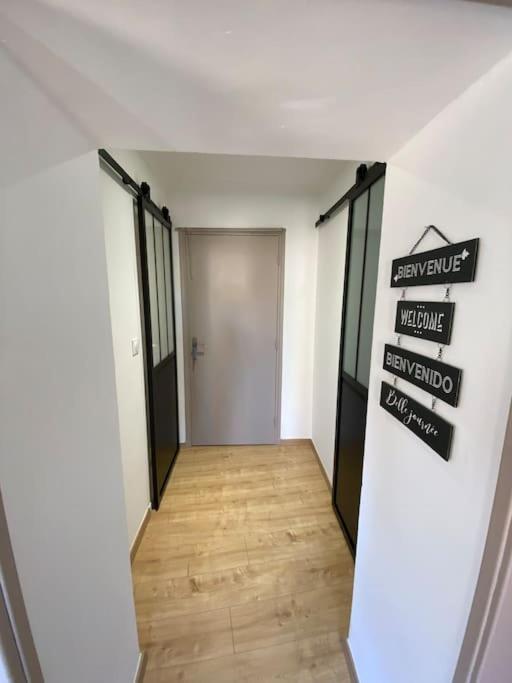 Le Petit Loft Des Halles Μπεζιέ Εξωτερικό φωτογραφία
